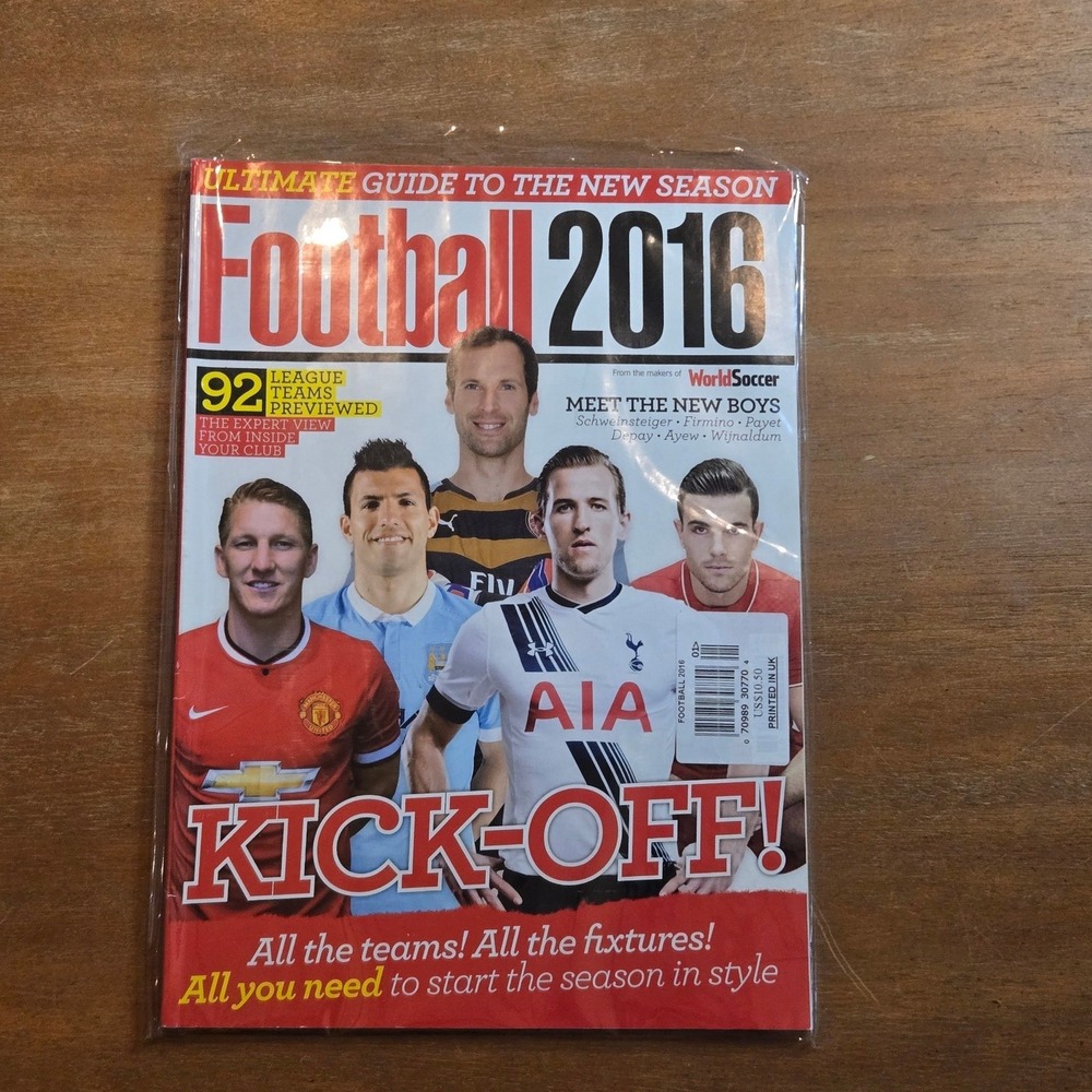 World Soccer Football 2016 Magazine Premier League Season‎ Guide